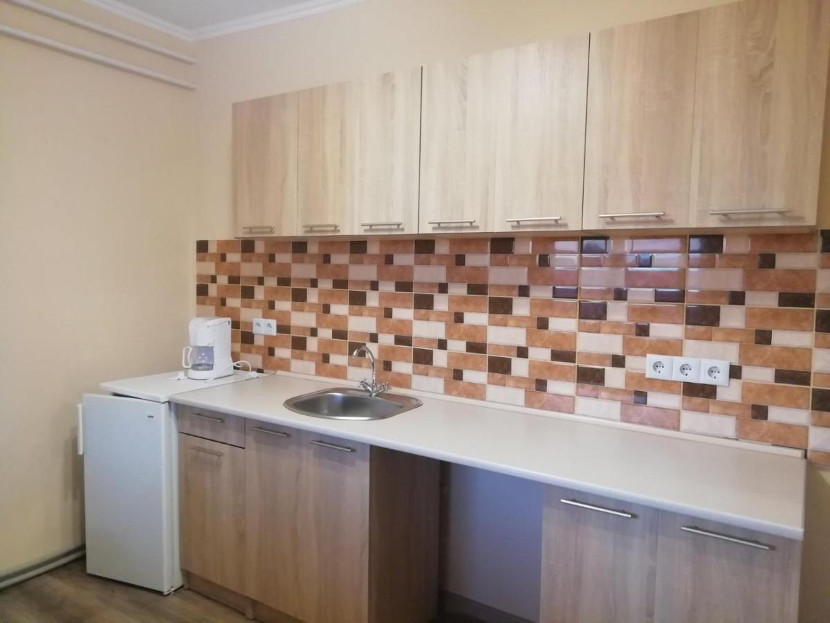 Лісова Пісня Апартаменти Husyatyn Exterior foto
